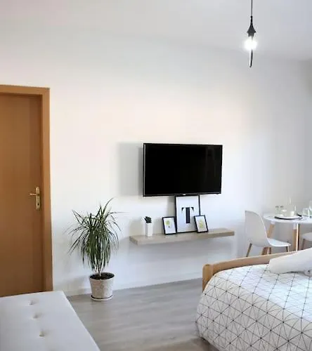 Cozy White Near New Bazaar / Center * Tirana